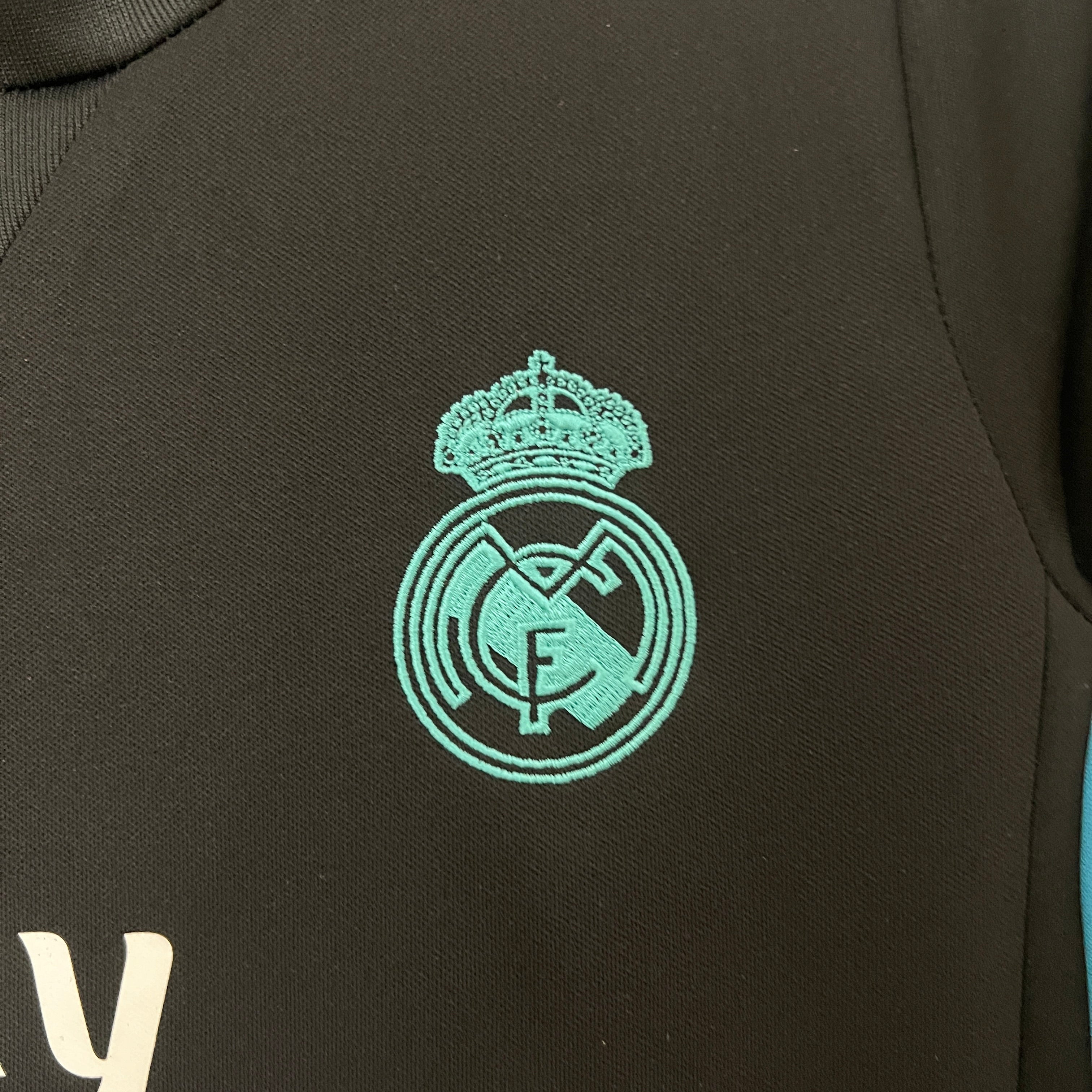 Real Madrid Retro Kit Niños Visita 2017/18