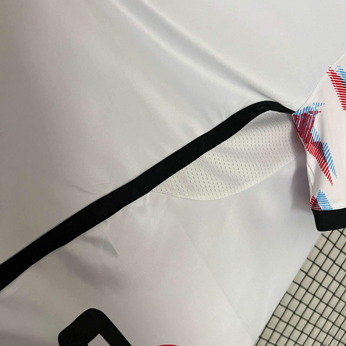 Camiseta Japón "Supra" 2024 Versión Fan