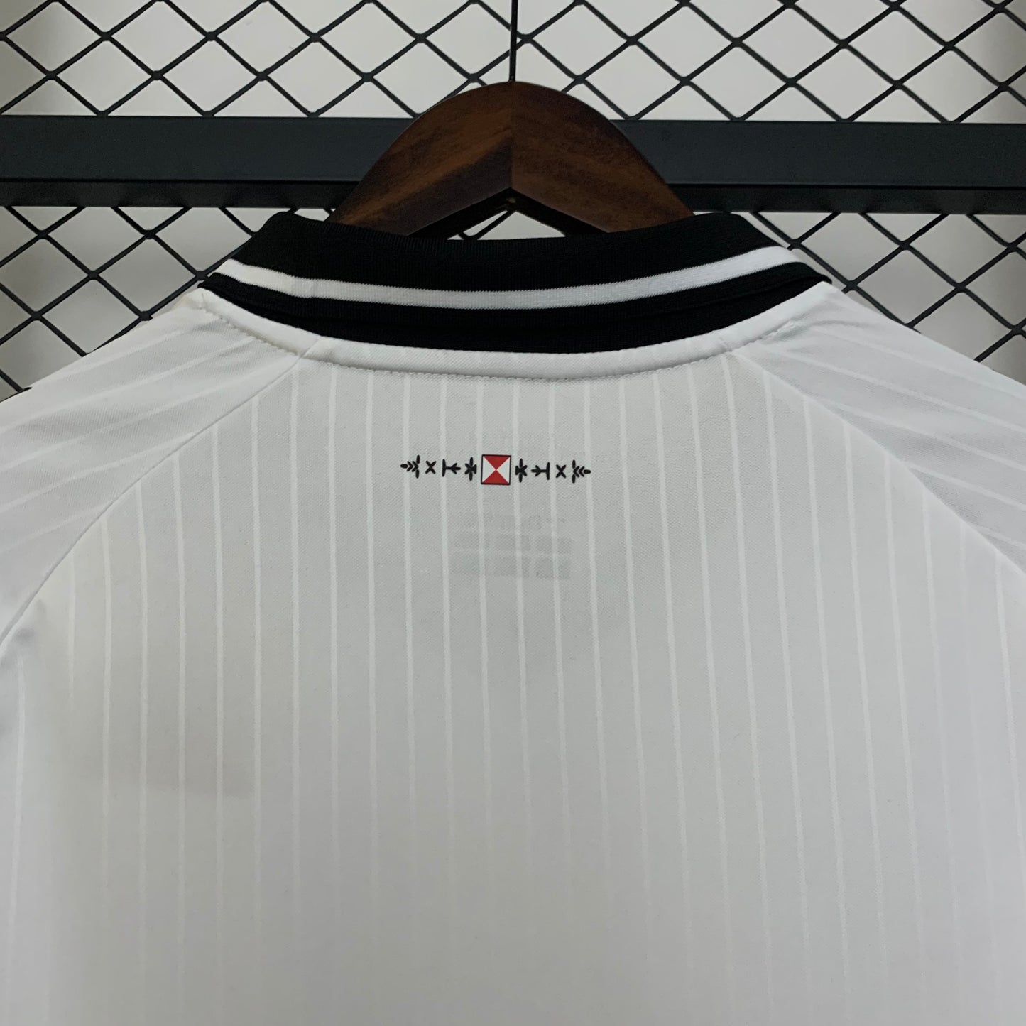 Camiseta Celta De Vigo 100th Aniversario Blanca 2025/26 Versión Fan