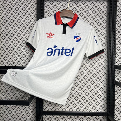 Camiseta Club Nacional Local 2024/25 Versión Fan