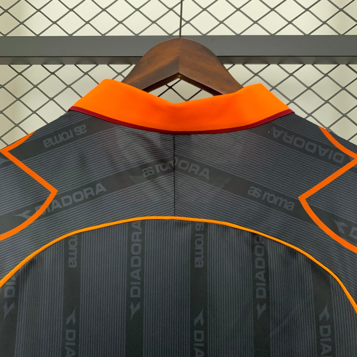 Camiseta AS Roma Visita Retro 1999/00 Versión Fan