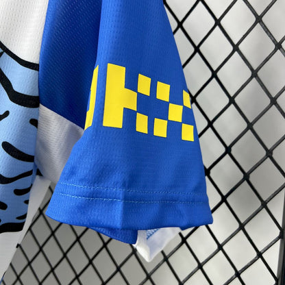 Camiseta Manchester City Edición Especial Azul y Blanco 2025/26 Versión Fan