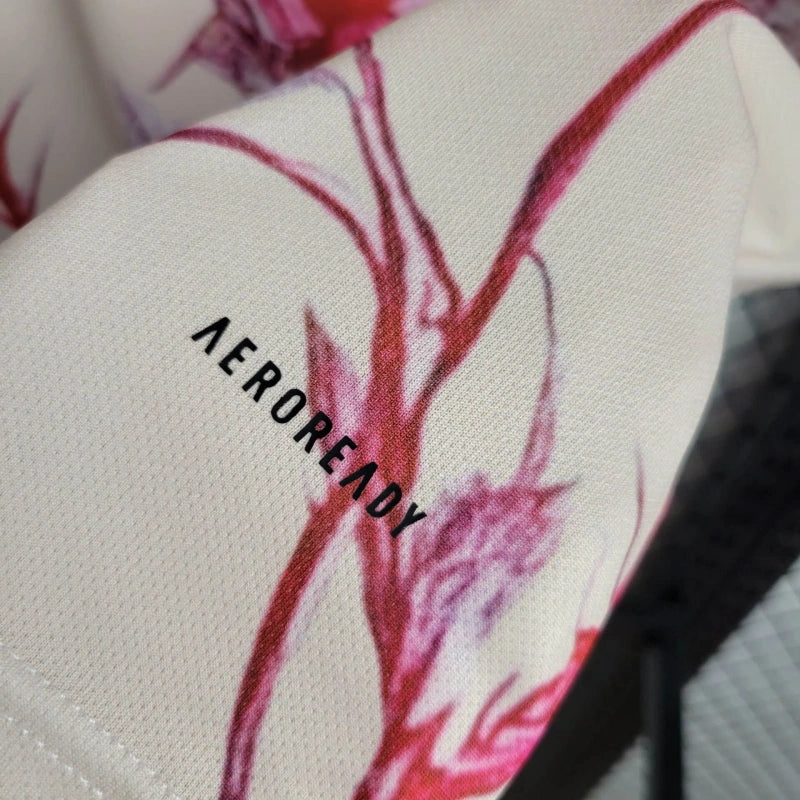 Camiseta Japón "Black and Roses" 2024 Versión Fan