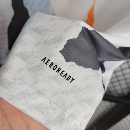 Camiseta Real Madrid Pre-Partido 2024/25 Versión Fan