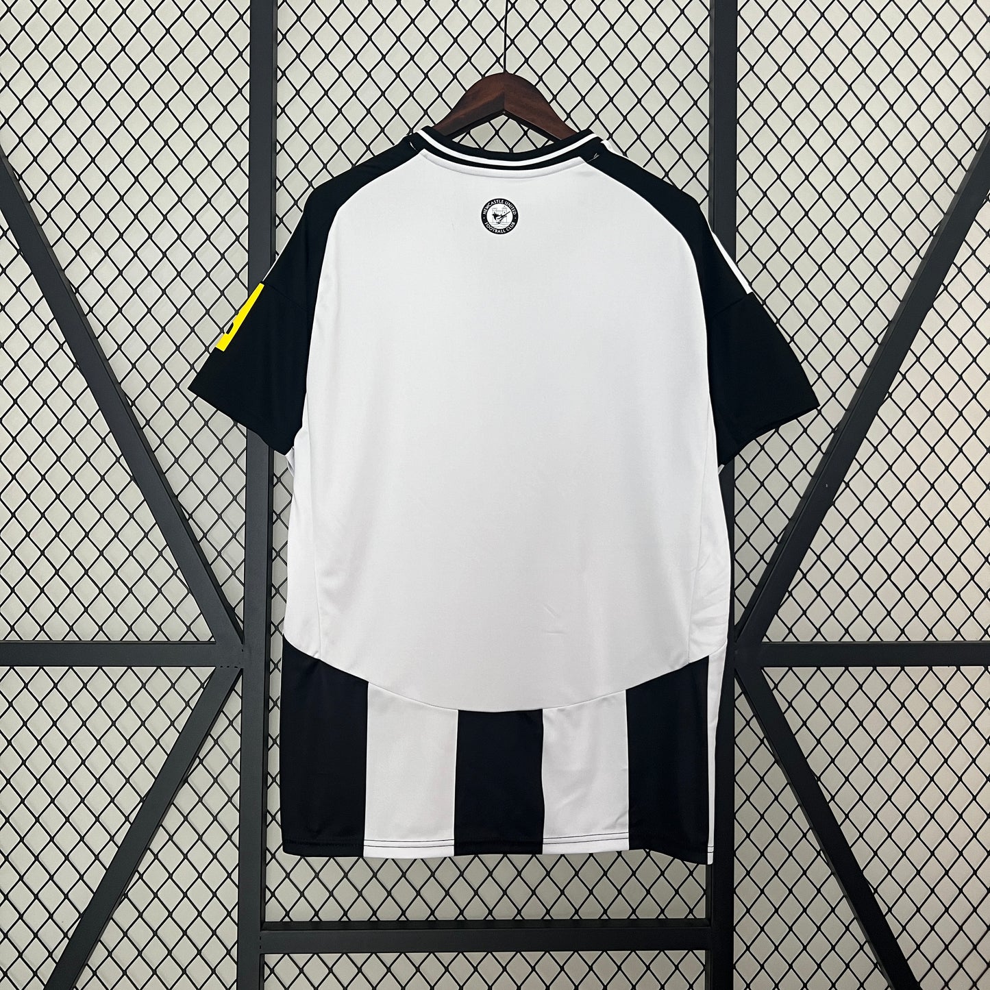 Camiseta Newcastle United Local 2024/25 Versión Fan