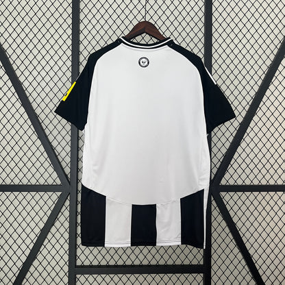 Camiseta Newcastle United Local 2024/25 Versión Fan