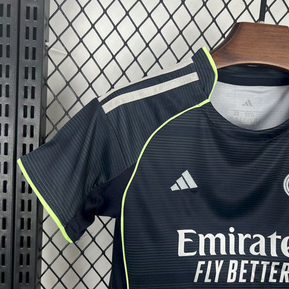 Real Madrid Visita Kit Niños 2025/26