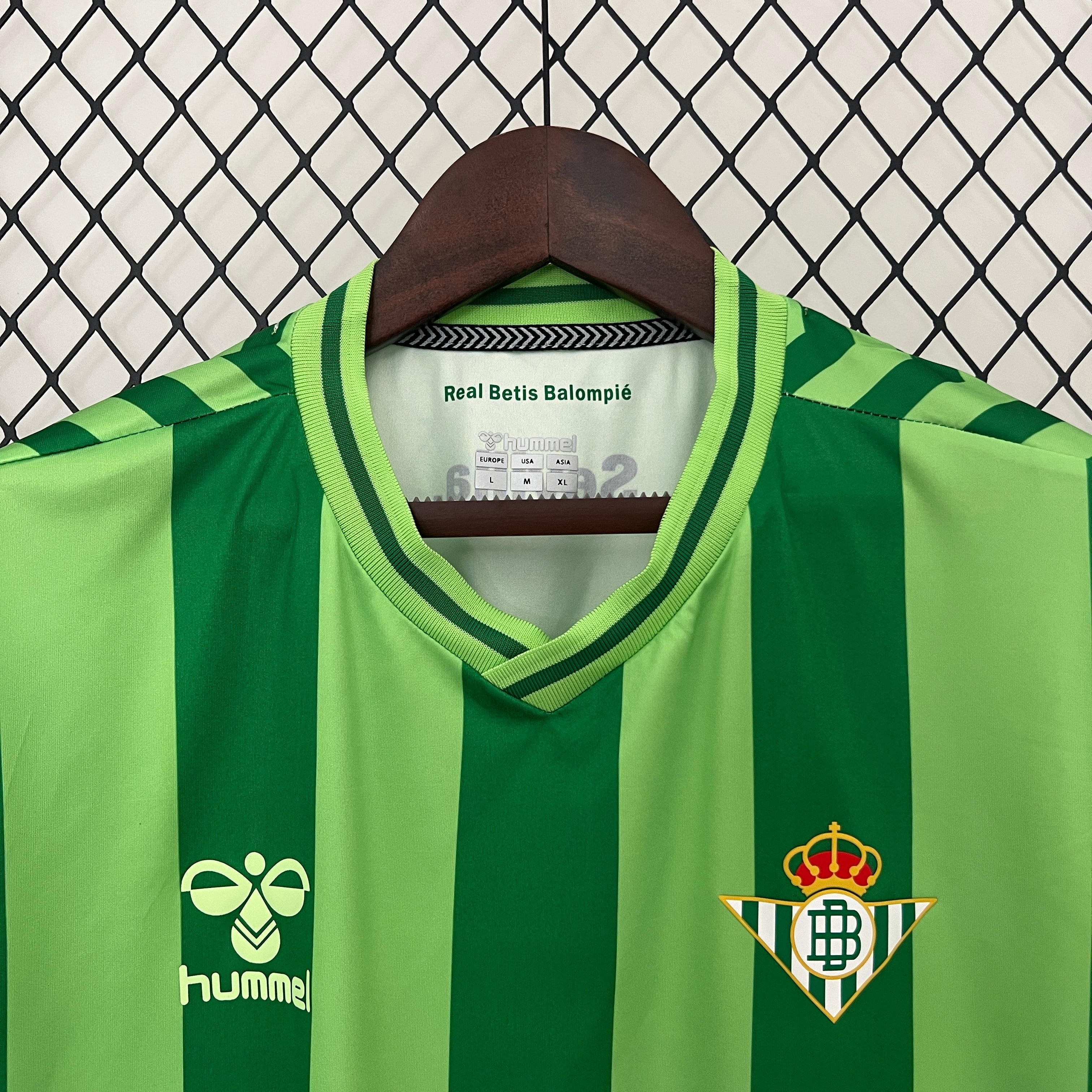 Real Betis Edición Especial "Hoja" 2024/25 Versión Fan