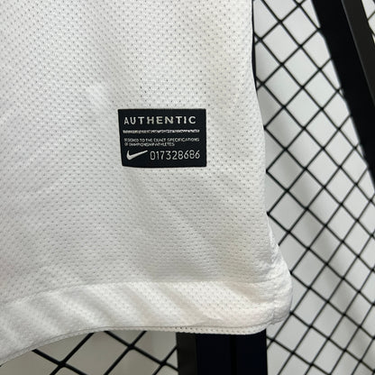 Camiseta Juventus Visita Retro 2010/11 Versión Fan