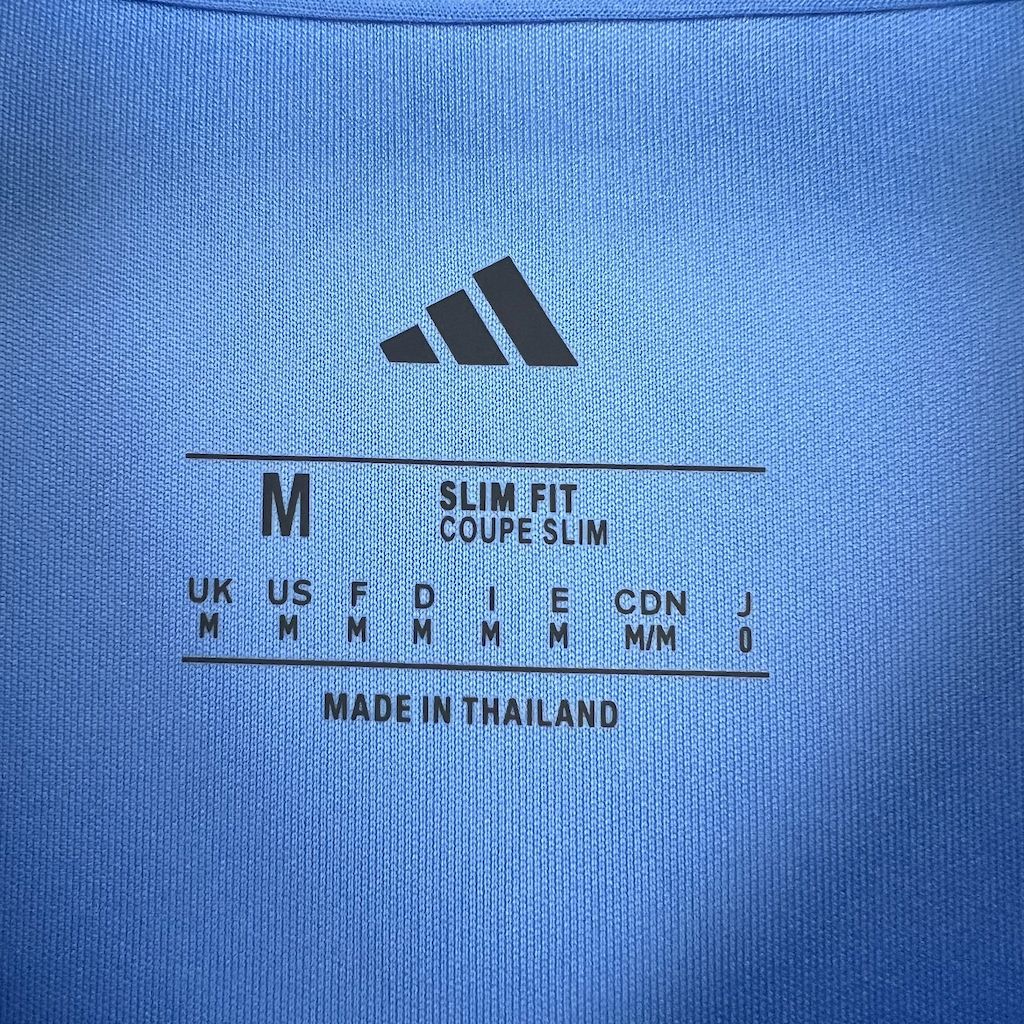 Camiseta Real Madrid Edición Blue Sky 2025/26 Versión Fan
