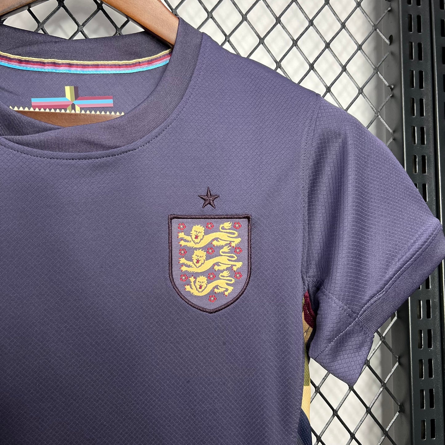 Camiseta Inglaterra Visita 2024 Versión Mujer