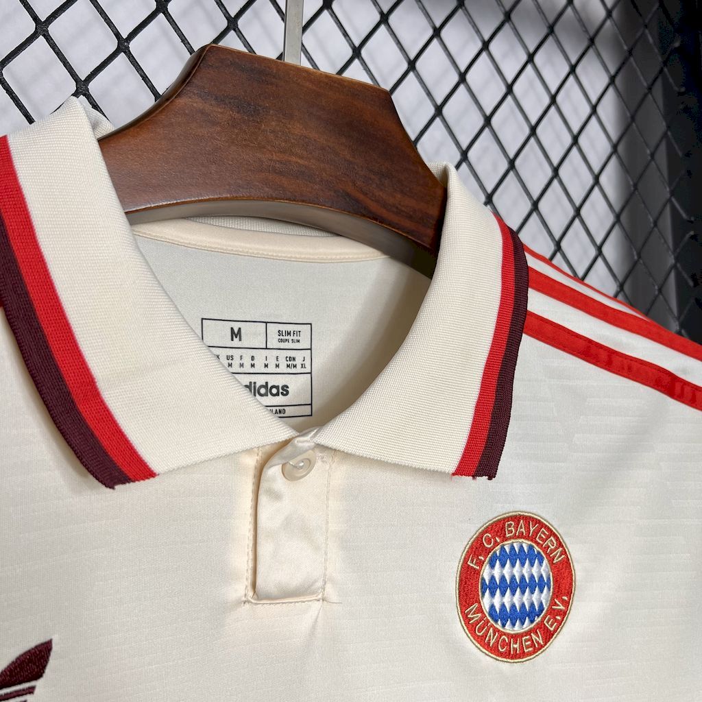 Camiseta Bayern Munich Tercera 2024/25 Versión Fan
