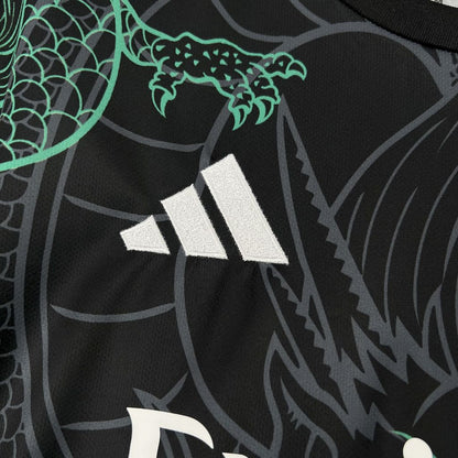 Camiseta Real Madrid Edición Dragón Negro y Verde 2025/26 Versión Fan