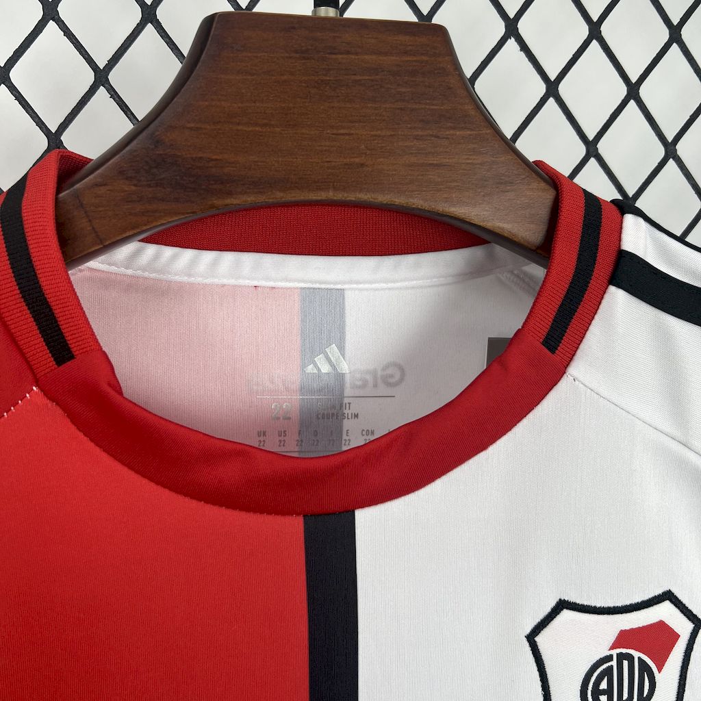 River Plate Tercera Kit Niños 2025/26
