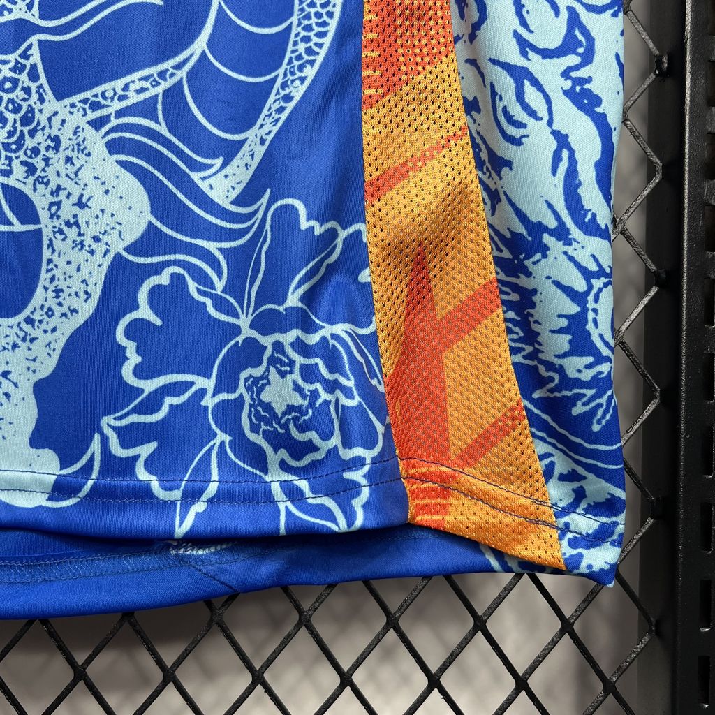 Camiseta Real Madrid Edición Especial "Dragón-Celeste" 2024/25 Versión Fan