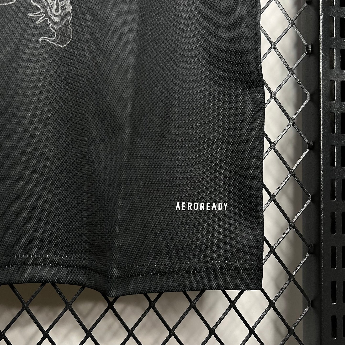 Camiseta Real Madrid Edición Especial "Dragón-Negro" 2024/25 Versión Fan