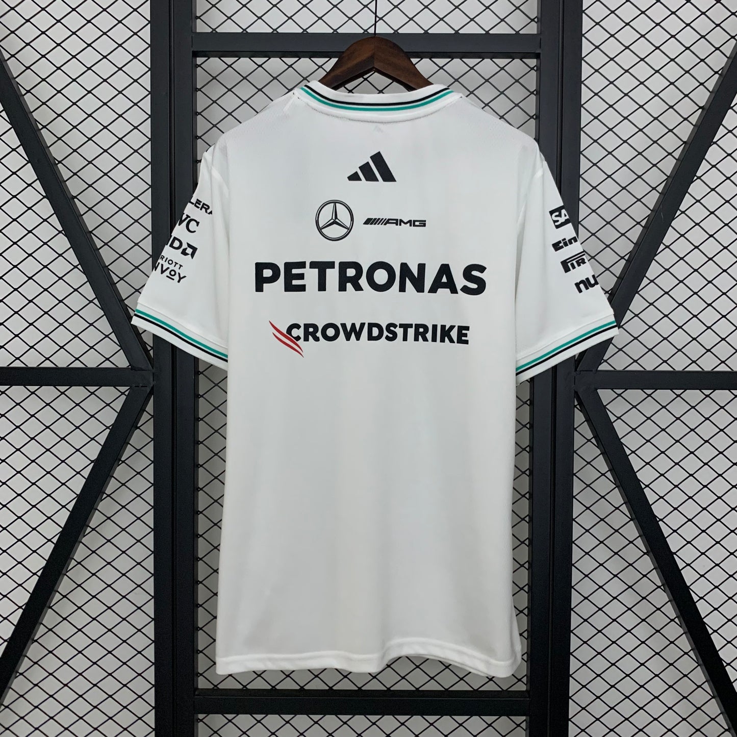 F1 Formula 1 Mercedes Blanca
