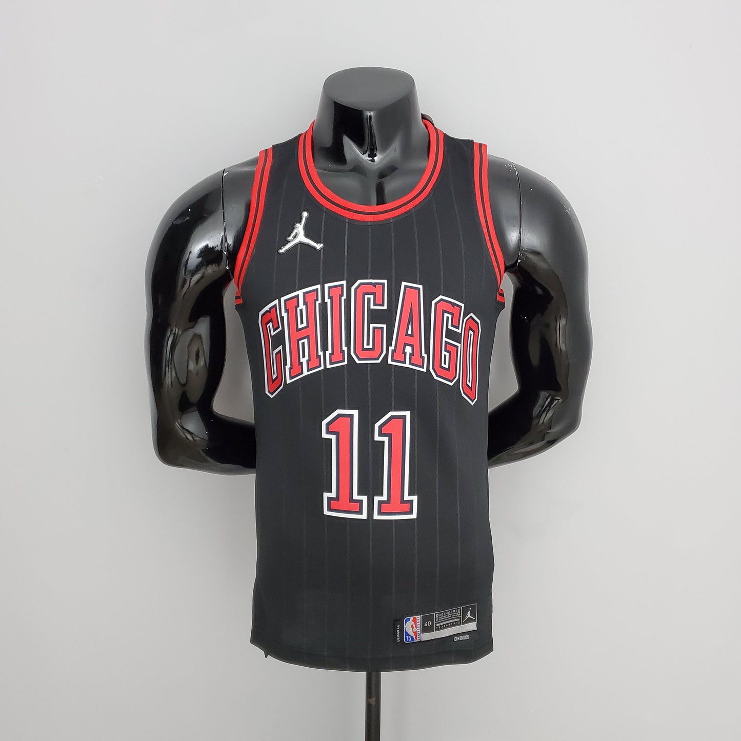 Camiseta Chicago Bulls Jordan Negra NBA 75 Aniversario