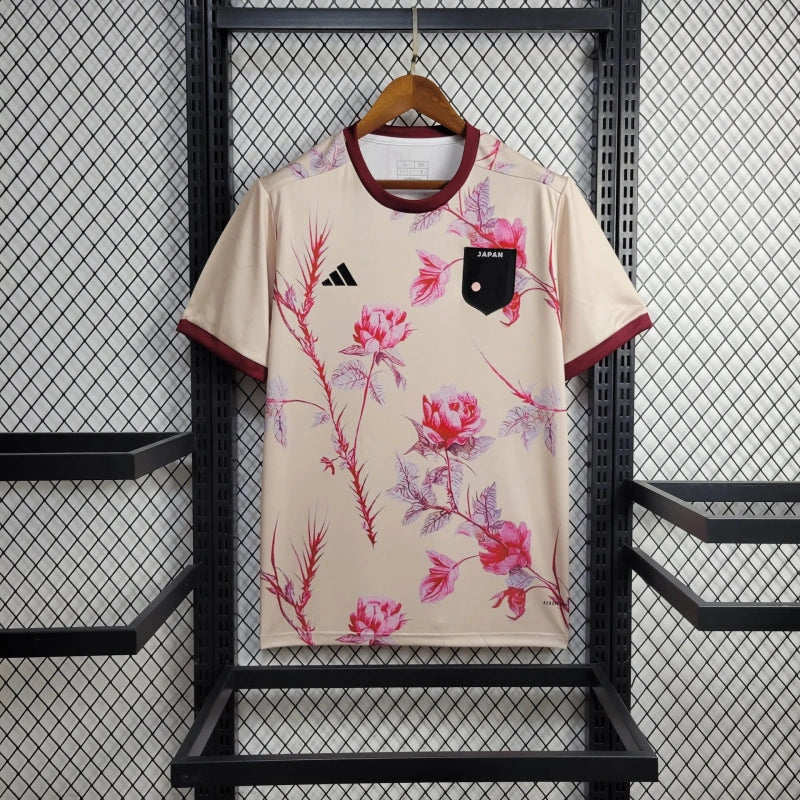Camiseta Japón "Black and Roses" 2024 Versión Fan