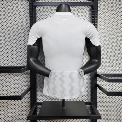 Camiseta Bayer 04 Leverkusen Visita 2024/25 Versión Jugador