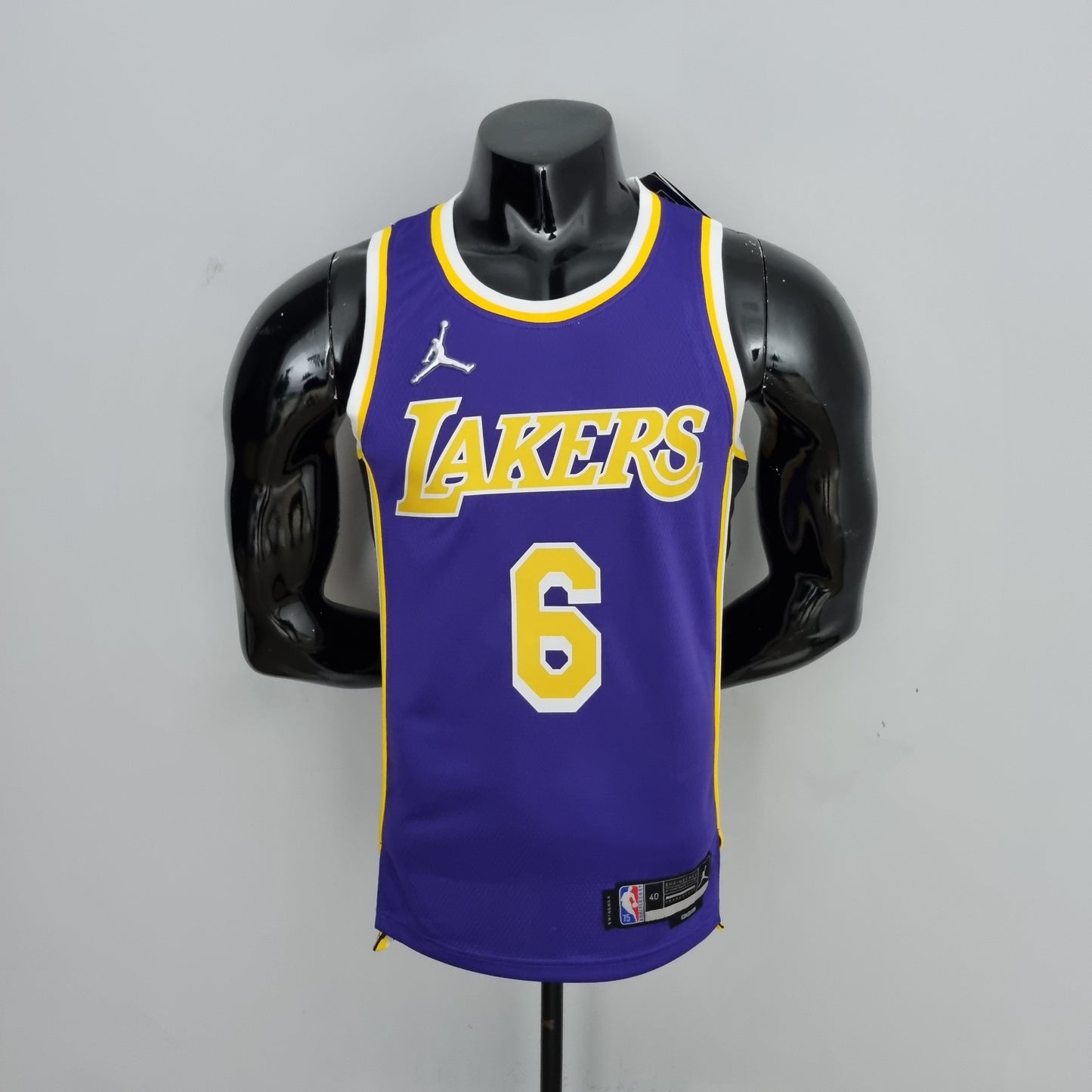 Camiseta LA Lakers Clásica Morada Jordan 2022/23 Versión Fan