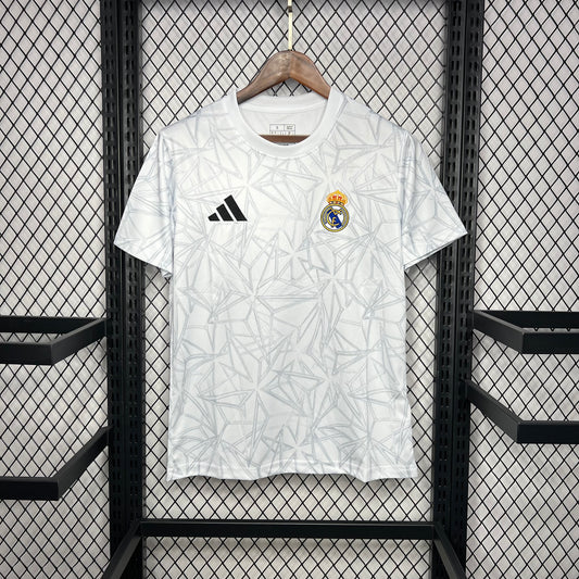 Camiseta Real Madrid Pre-Entrenamiento 2024/25 Versión Fan