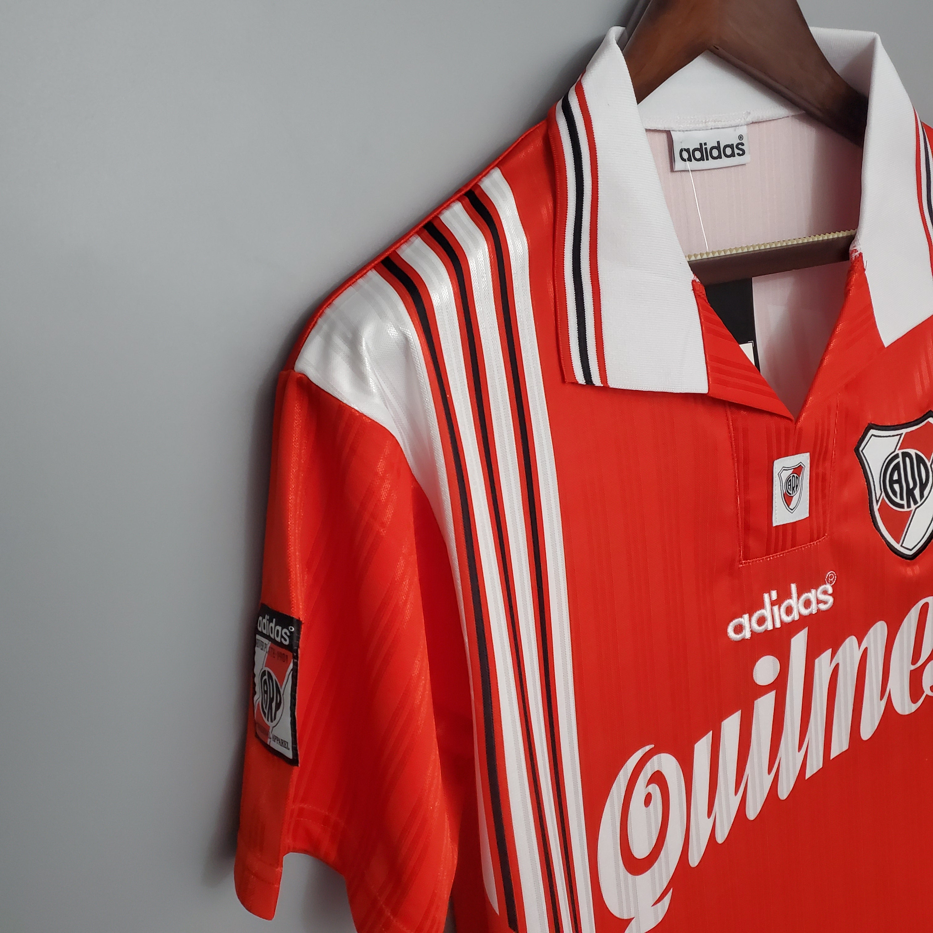 River Plate Visita Retro 1996 Versión Fan