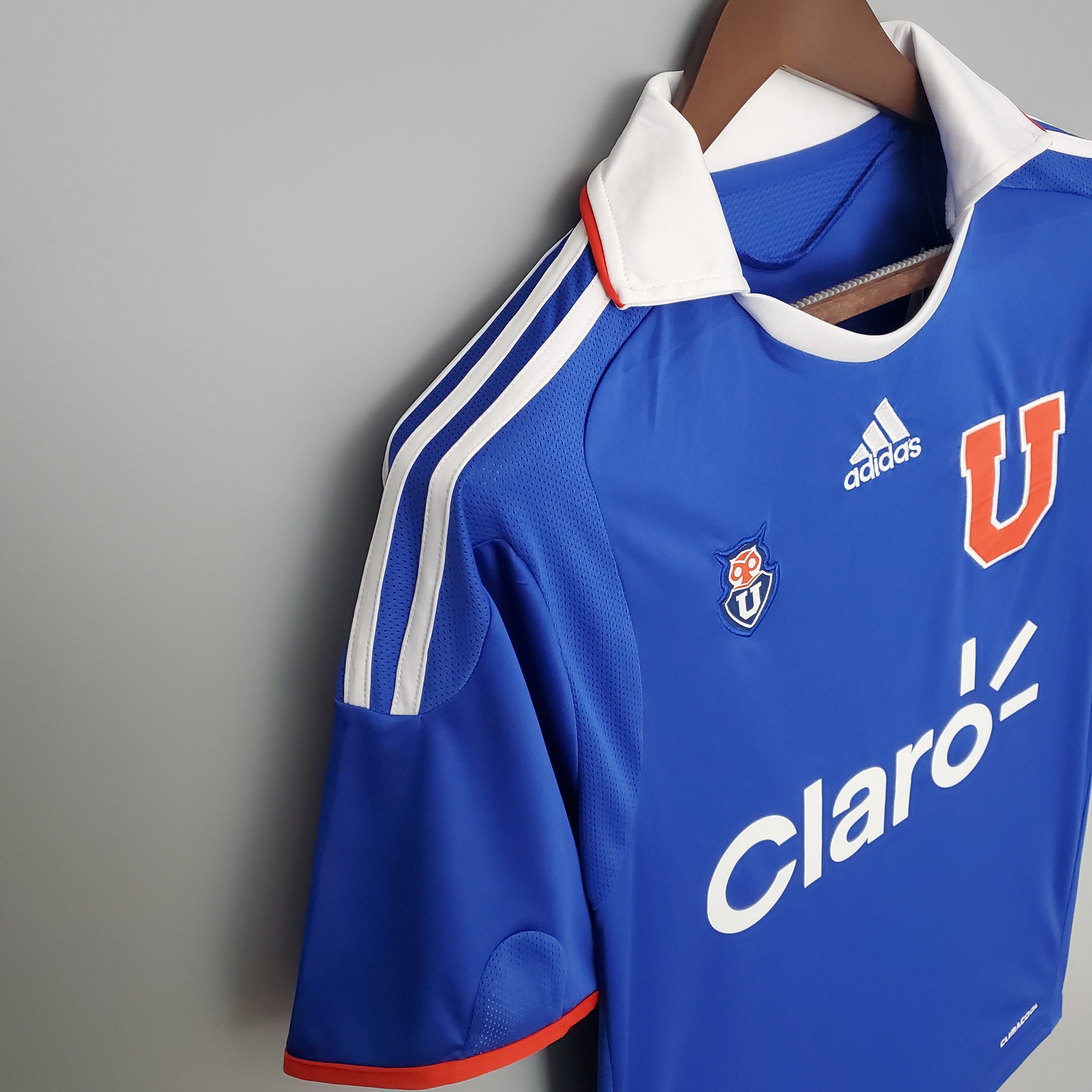 Universidad de Chile Local Retro 2011 Versión Fan