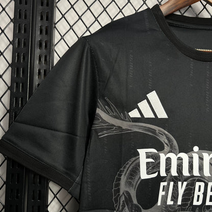 Camiseta Real Madrid Edición Especial "Dragón-Negro" 2024/25 Versión Fan