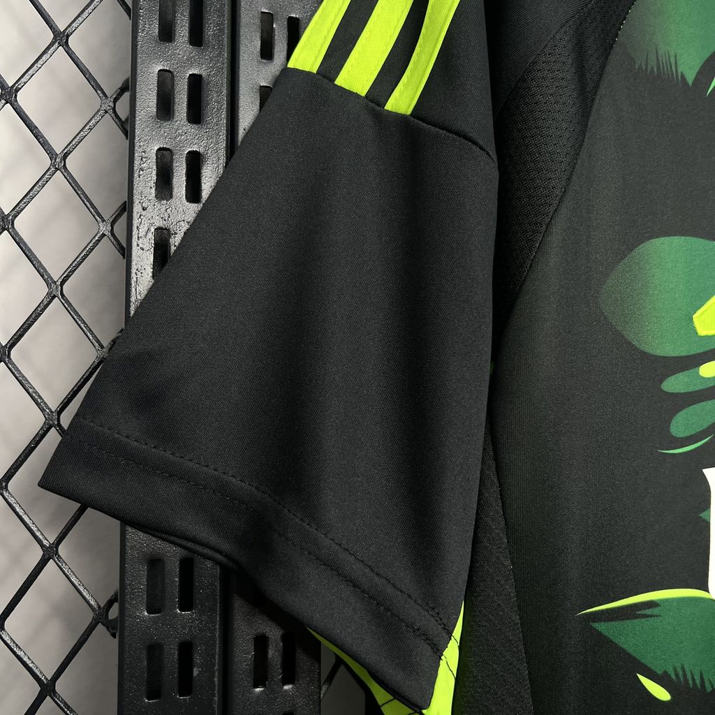 Camiseta Real Madrid Edición Especial "Negro y Verde" 2024/25 Versión Fan