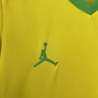 Camiseta Brasil "Jordan Amarillo" 2025/26 Versión Fan
