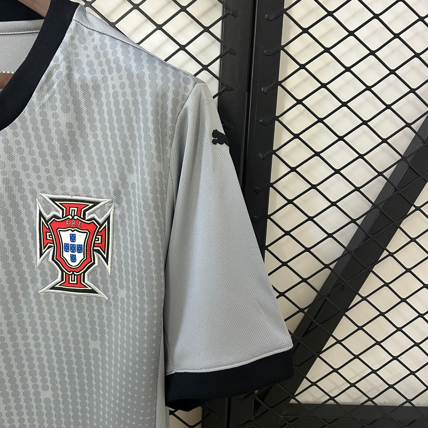 Camiseta Portugal Portero Gris 2025/26 Versión Fan