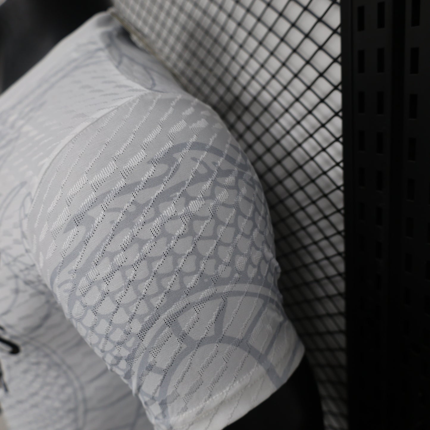 Camiseta Real Madrid Edición Dragón Blanco 2024/25 Versión Jugador