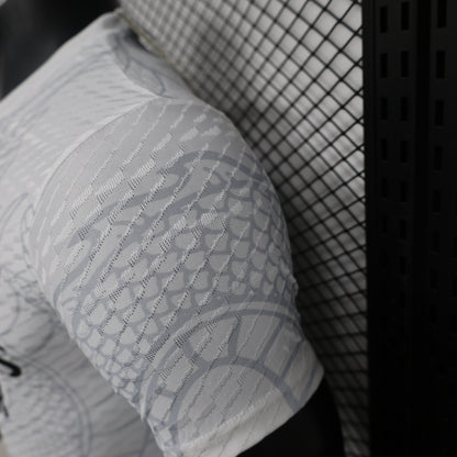 Camiseta Real Madrid Edición Dragón Blanco 2024/25 Versión Jugador