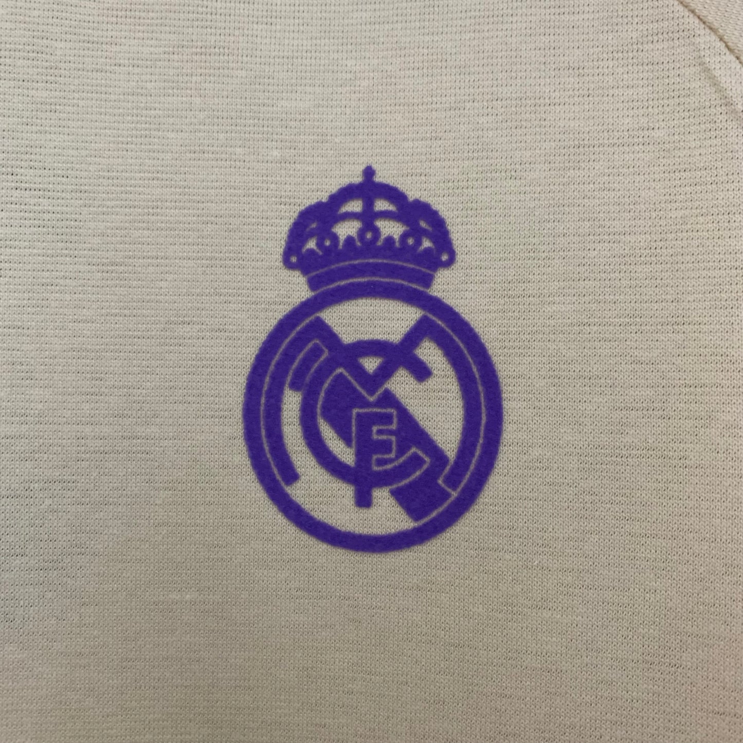 Camiseta Real Madrid Edición Especial Blanca 2024/25 Versión Fan