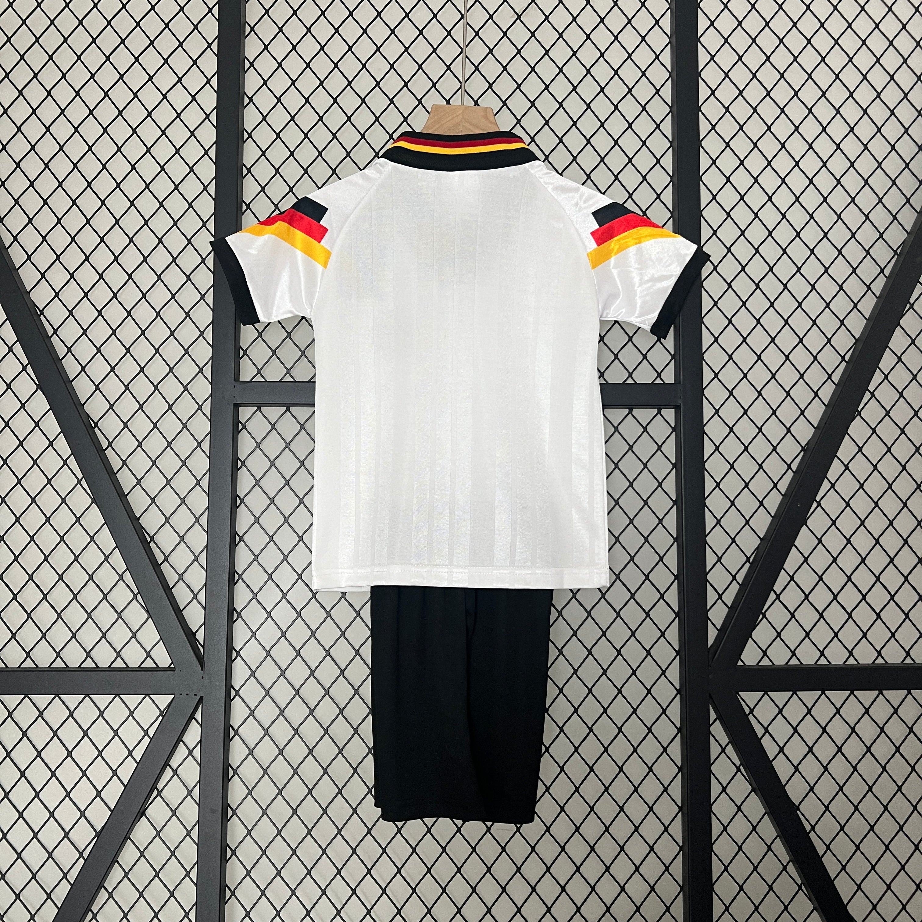 Alemania Retro Kit Niños Local 1992