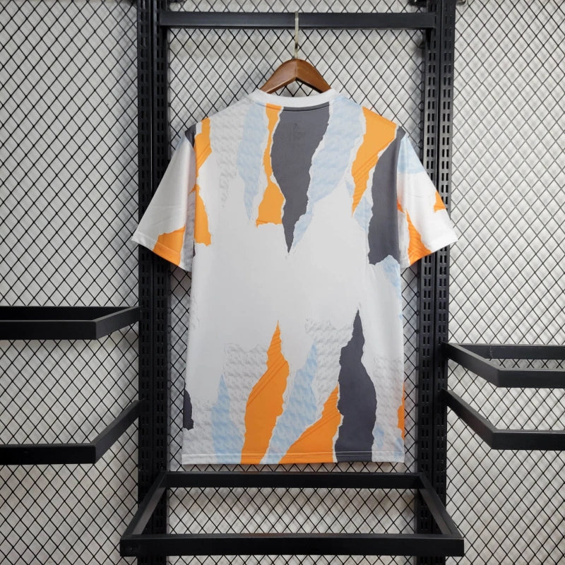 Camiseta Real Madrid Pre-Partido 2024/25 Versión Fan