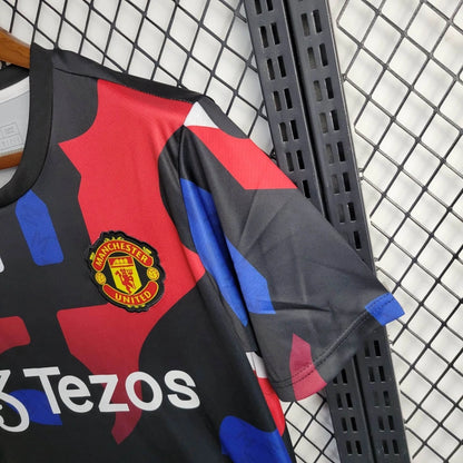 Camiseta Manchester United Entrenamiento Roja y Azul 2024/25 Versión Fan