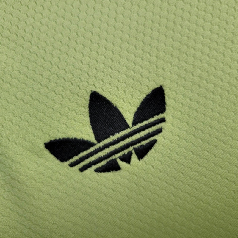 Camiseta Real Madrid Edición Especial Verde 2024/25 Versión Fan