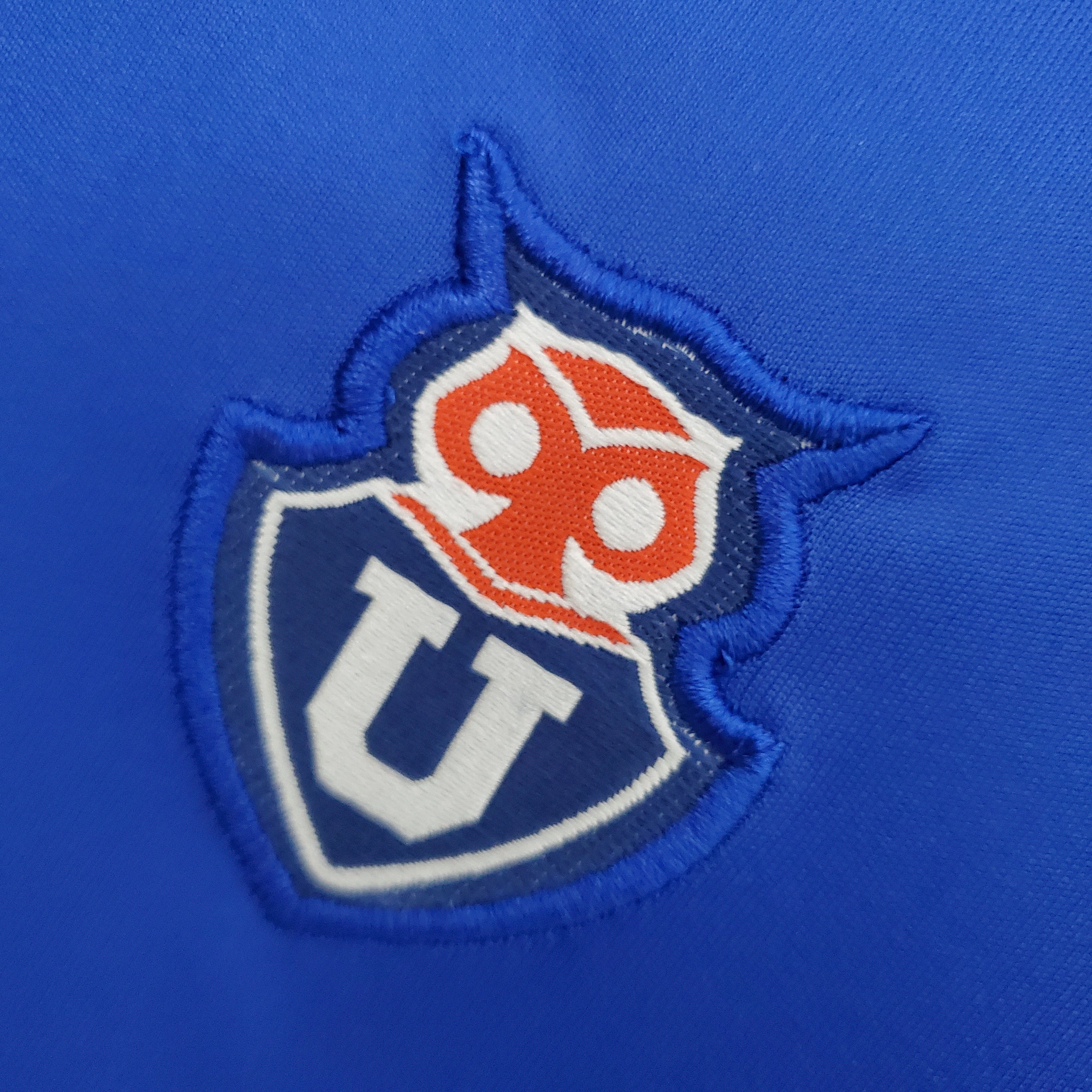 Universidad de Chile Local Retro 2011 Versión Fan