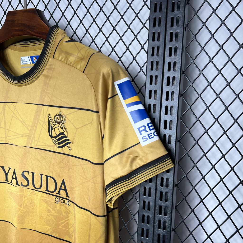 Camiseta Real Sociedad Visita 2024/25 Versión Fan
