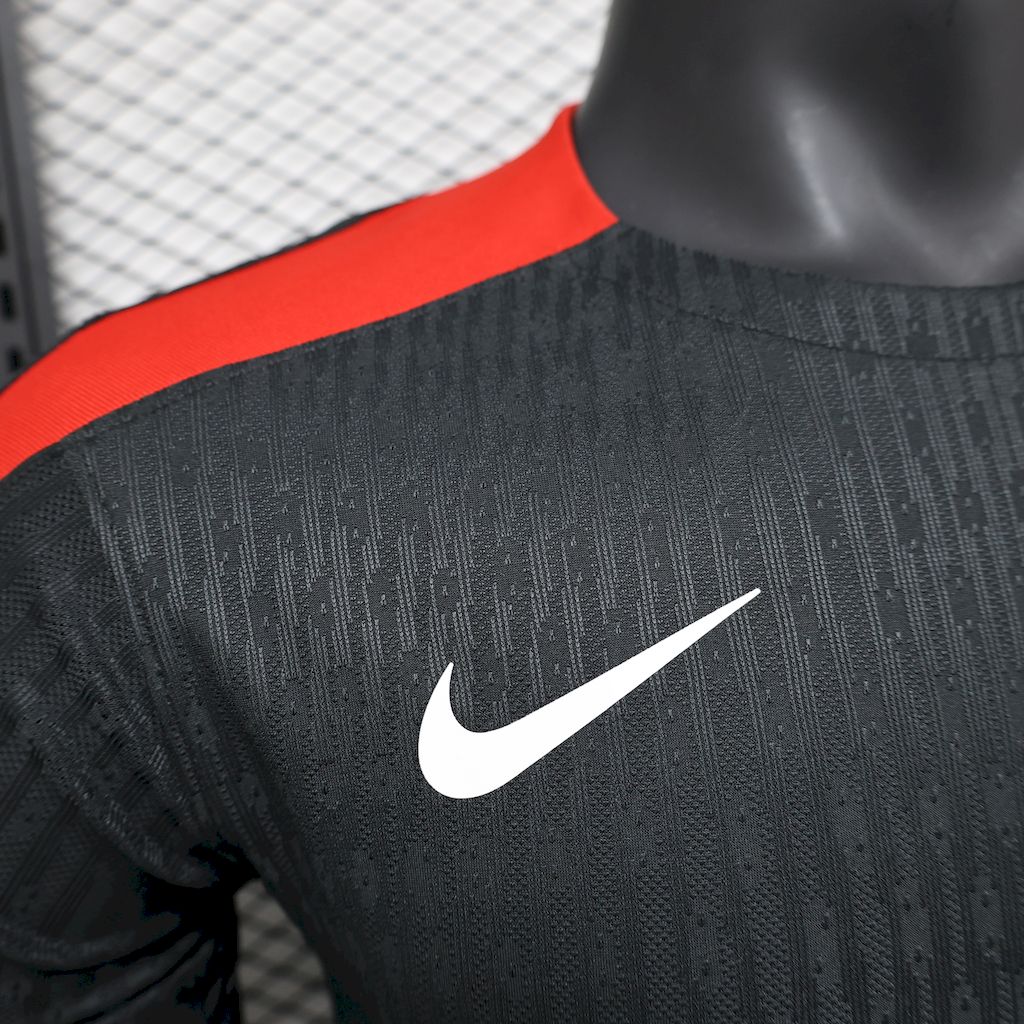 Camiseta FC Barcelona Pre-Partido Negra 2024/25 Versión Jugador