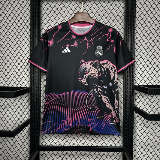 Camiseta Real Madrid Edición Especial "Purple Panther" 2024/25 Versión Fan