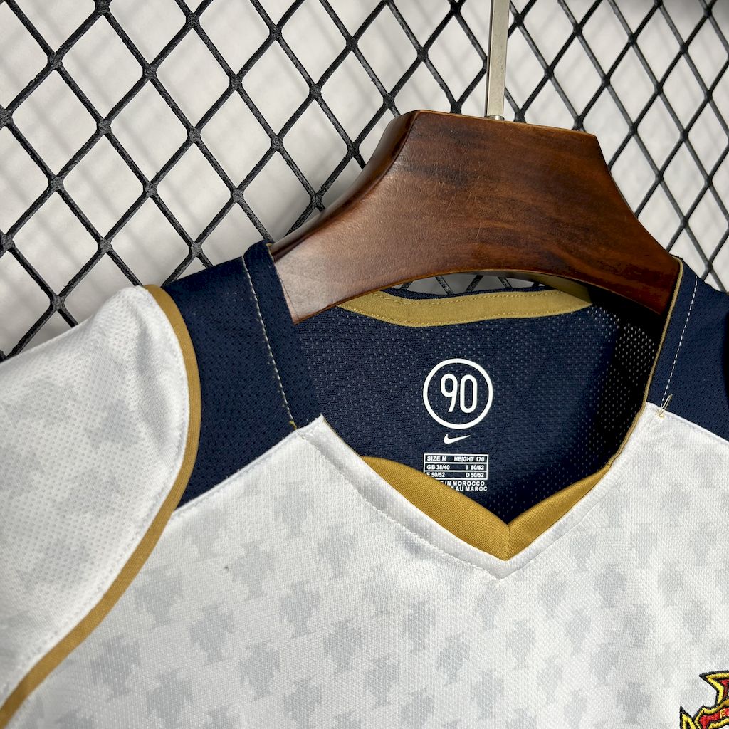 Camiseta Portugal Visita Retro 2004