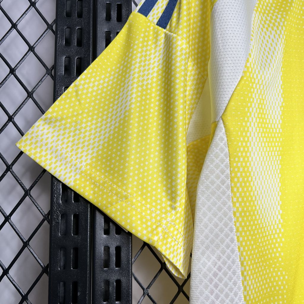 Camiseta Juventus Visita 2024/25 Versión Fan