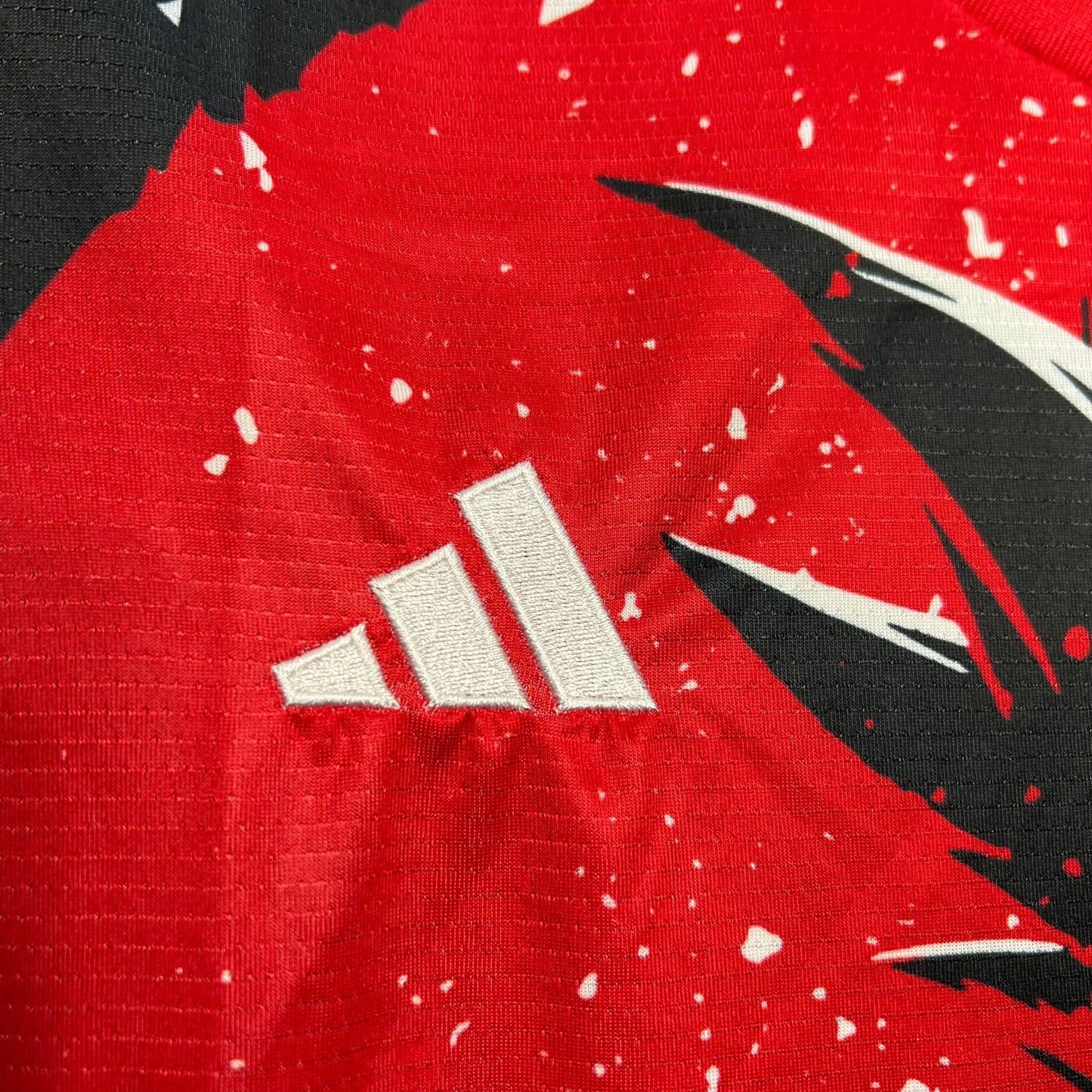 Camiseta Japón "Goku Rojo" 2024/25 Versión Fan