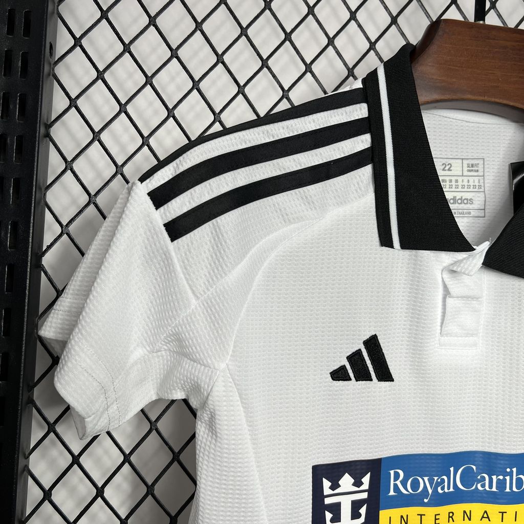 Fulham Local 2024/25 Kit Niños