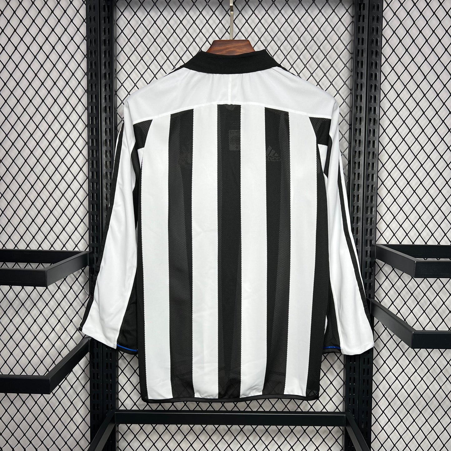 Camiseta Newcastle United Local Retro Manga Larga 2003/05