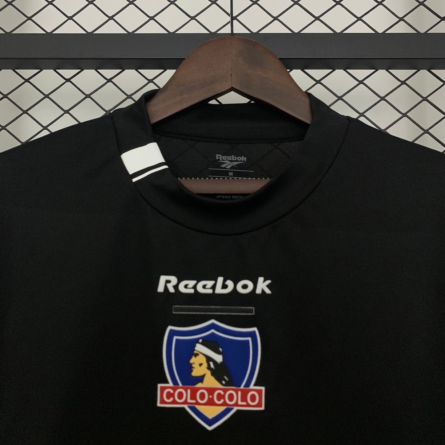 Camiseta Colo Colo Visita Retro 2004/05 Versión Fan