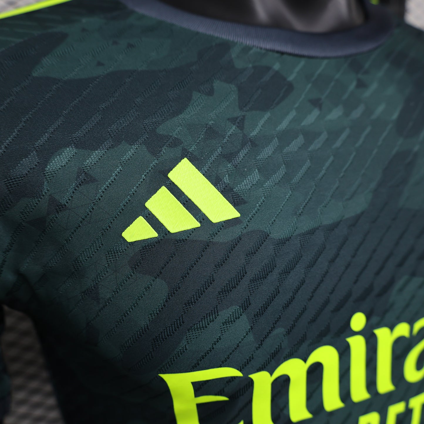 Camiseta Real Madrid Edición Especial "Militar" 2024/25 Versión Jugador